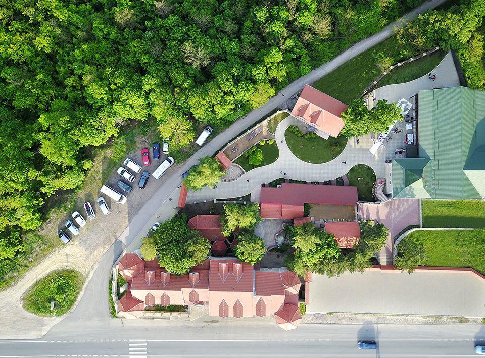 Curtea Boierului Hotel Peresecina Екстер'єр фото
